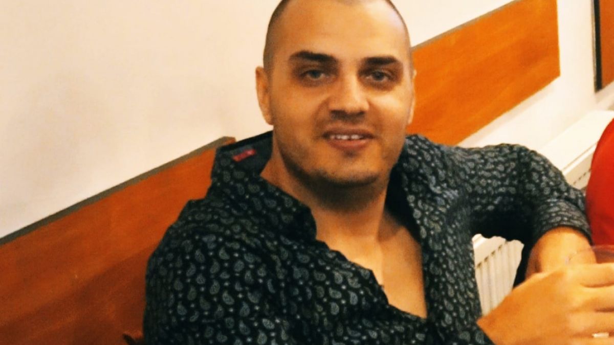 Не е за вярване кой е мъжът, обрал банката в Дупница СНИМКИ