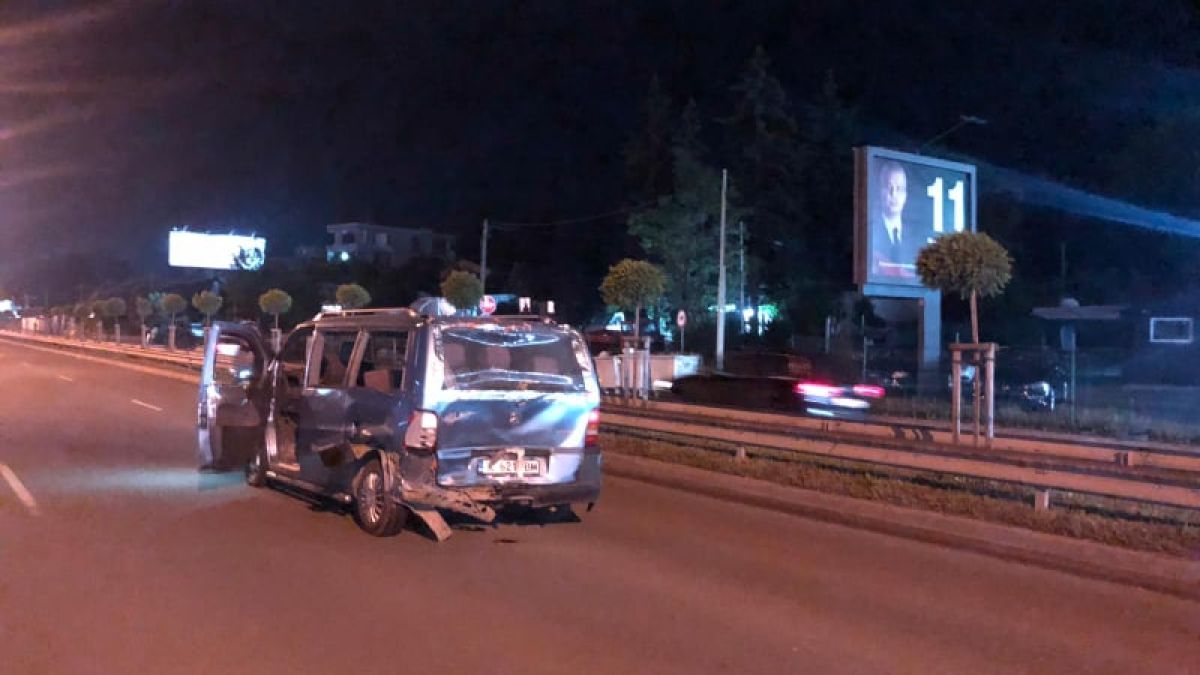 Първо в БЛИЦ! Адско меле по тъмна доба в София, хора лежат на пътя СНИМКИ 18+