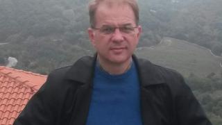 Радомир Чолаков подскочи: Такова чудо, служебно правителство да пише закони, не е било