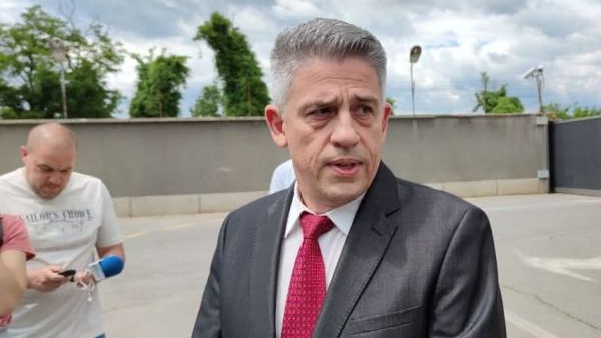 Гръмна голям скандал! Руското посолство изригна срещу отстранения шеф на разузнаването!