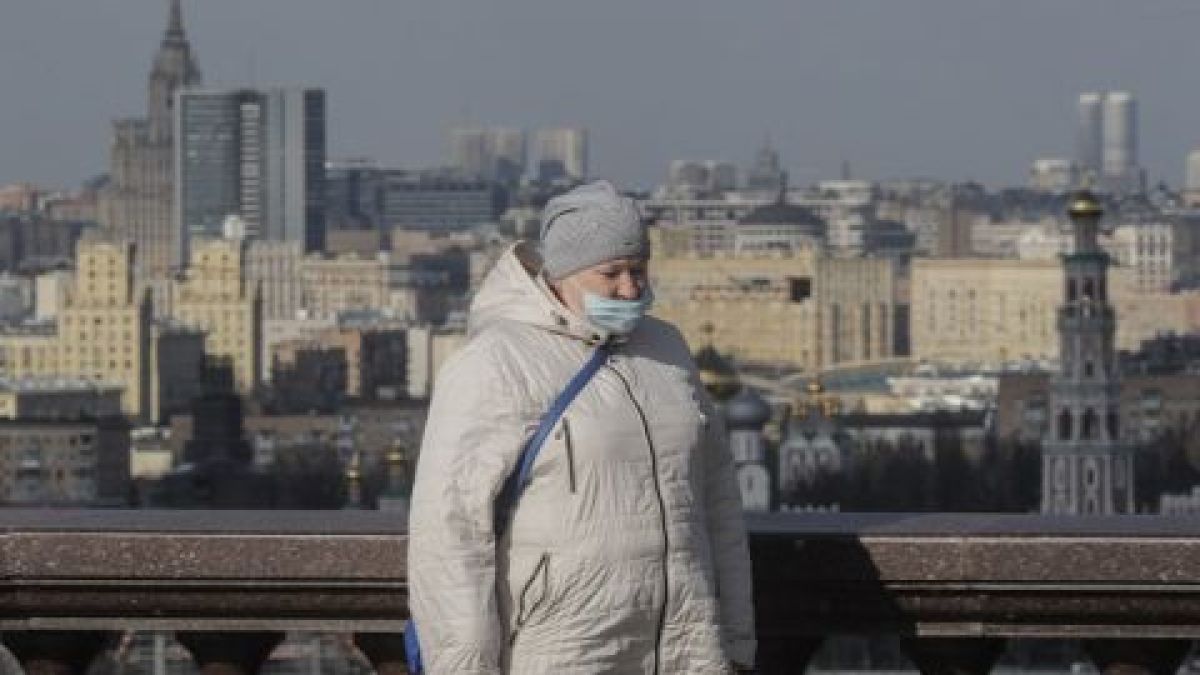Фатален ефект в Русия: Трета вълна, а властите са безпомощни