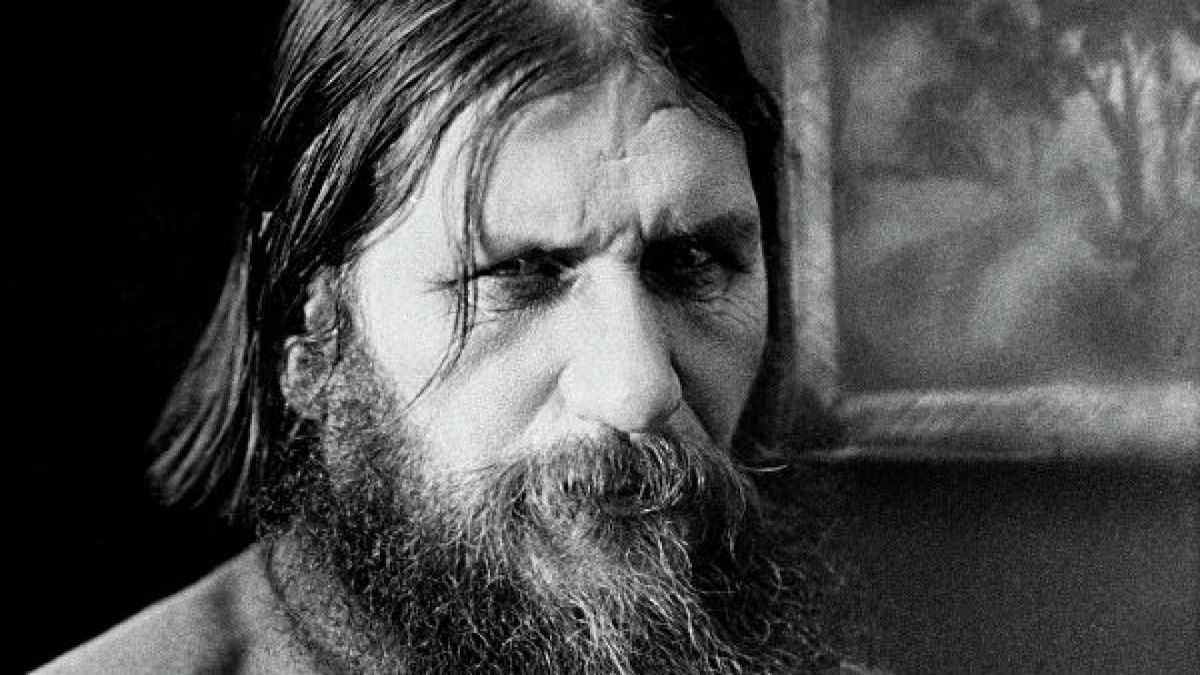Светът изтръпна! 5 от зловещите пророчества на Распутин се сбъднаха