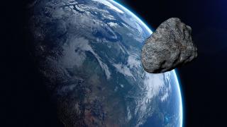 NASA: Към Земята лети астероид с размерите на две футболни игрища