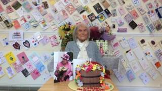 107-г. жена назова напитката, необходима за дълголетие, както и количеството СНИМКИ