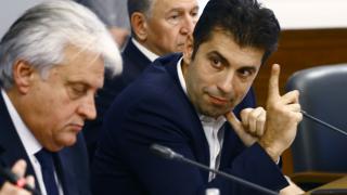 Изненадващ обрат! Спряха новите назначения в ББР, Кирил Петков в шок!