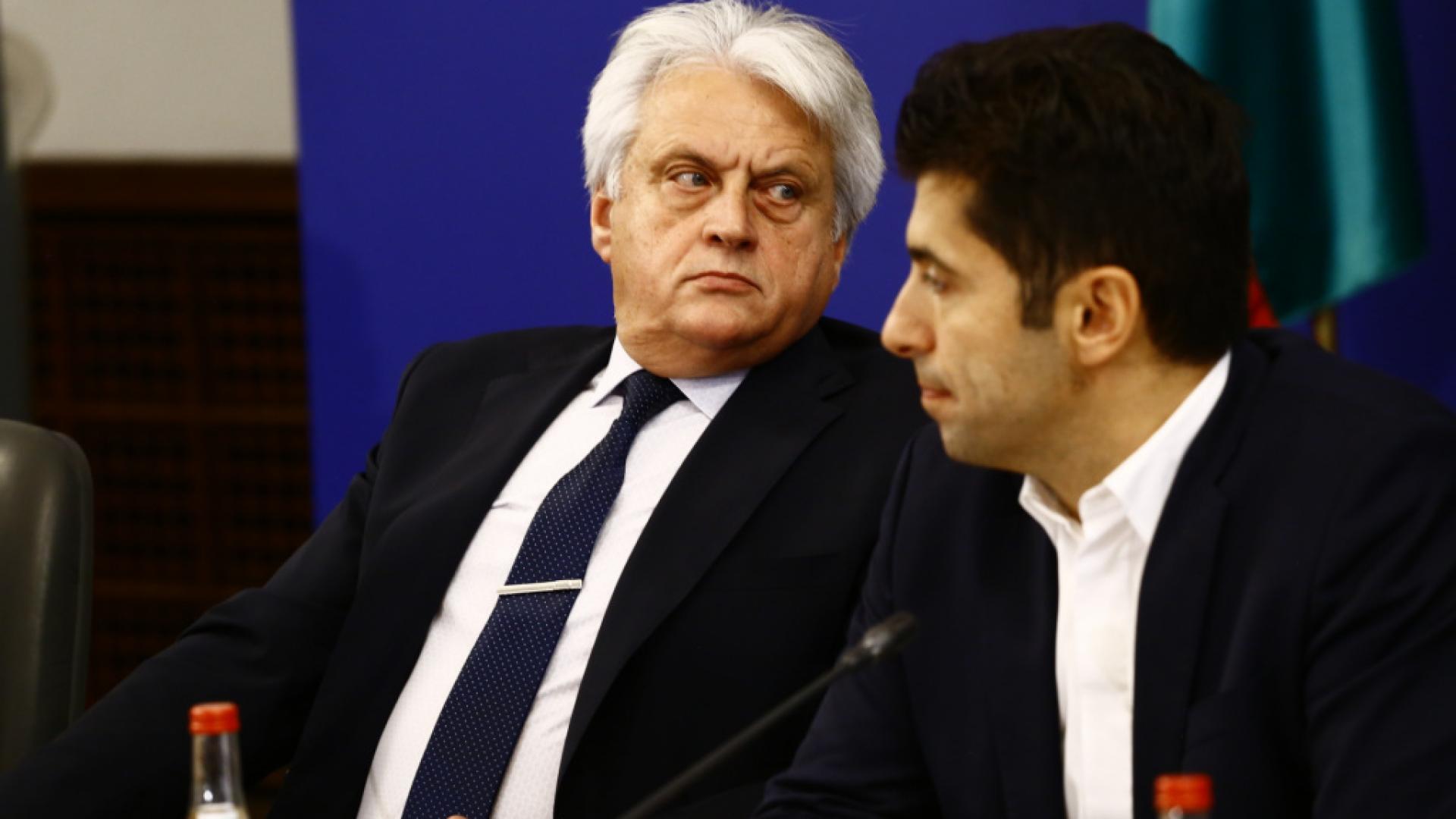 Михов и Сиди със сигнал до Рашков: Изтичат лични данни от РИК-овете в страната! Изборният процес е сериозно застрашен