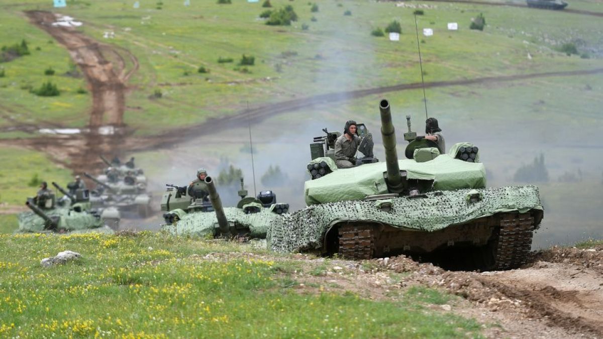  „Мълниеносен удар 2021“! Сърбите се похвалиха с руска военна техника ВИДЕО
