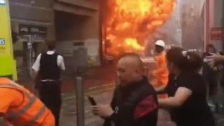 Истински ужас в лондонското метро, чуват се писъци и взривове! ВИДЕО 