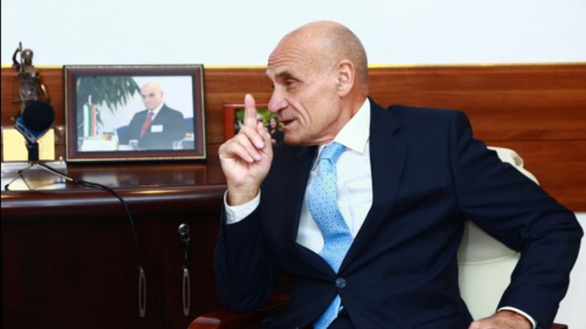Адвокат Рангелов пред БЛИЦ: Служебният кабинет преигра със закона "Магнитски"!