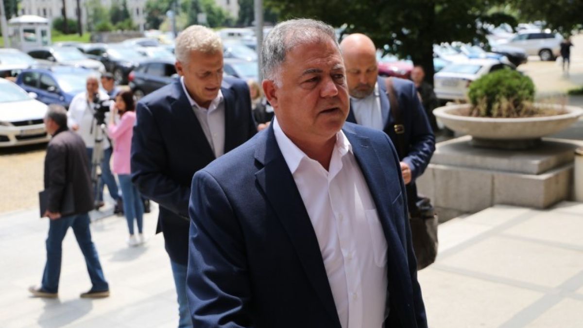 Николай Ненчев: Бащата на Ивайло Мирчев бил ли е партиен секретар на БКП