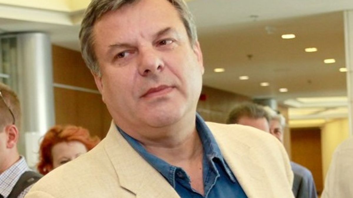 Бившият вицепремиер Евгений Бакърджиев почина след К-19