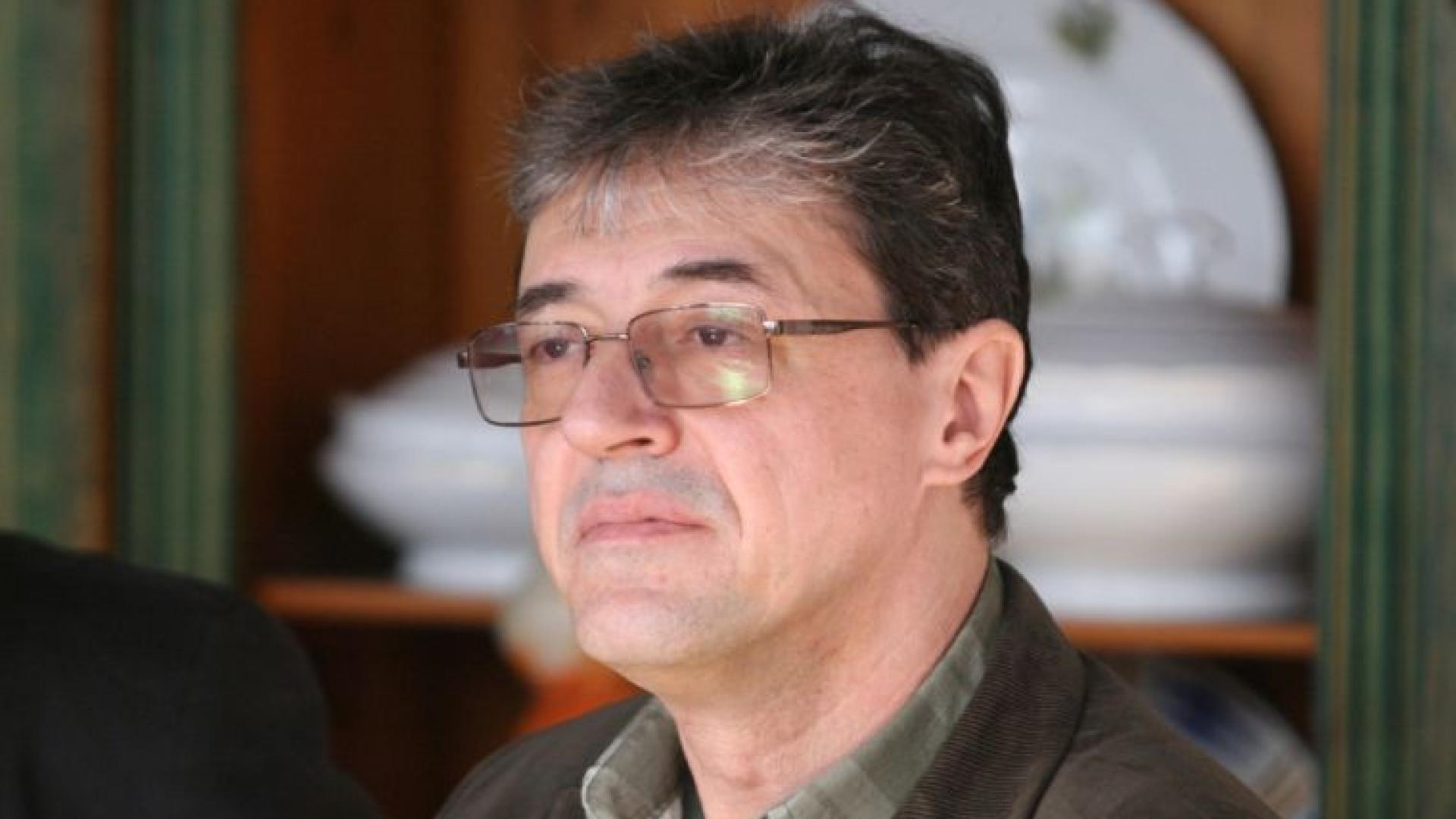 Проф. Тодоров не се сдържа и каза маскари ли са политиците