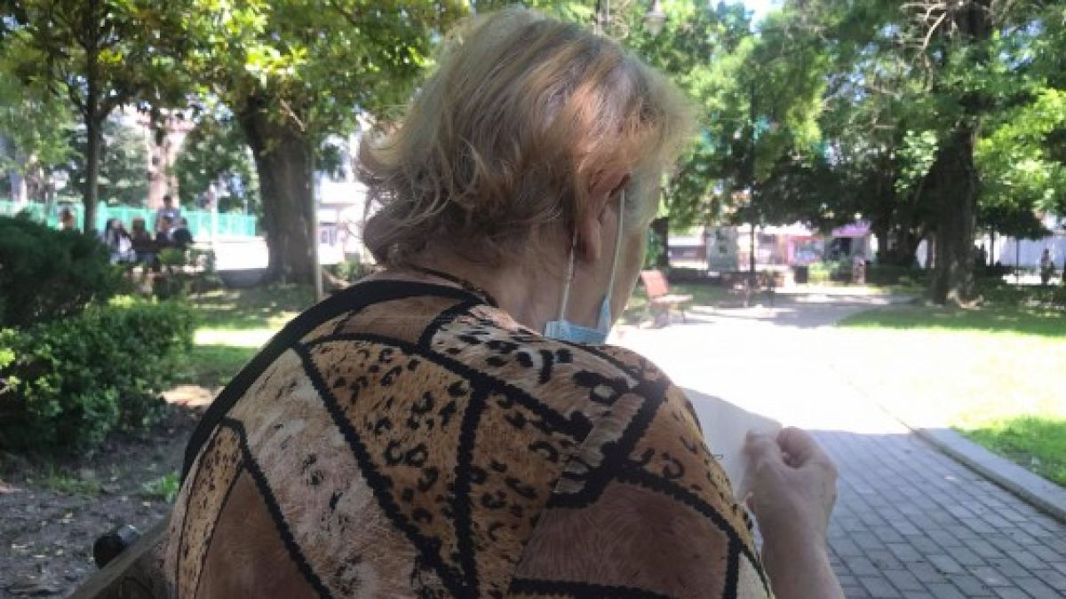Драма във Варна: Майка се отказа от децата си, за да стане проститутка, а съпругът й...