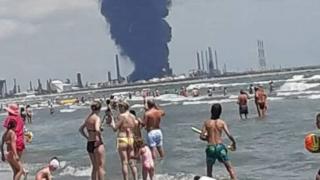 Ето какво се случва в България след експлозията в най-голямата румънска рафинерия ВИДЕО