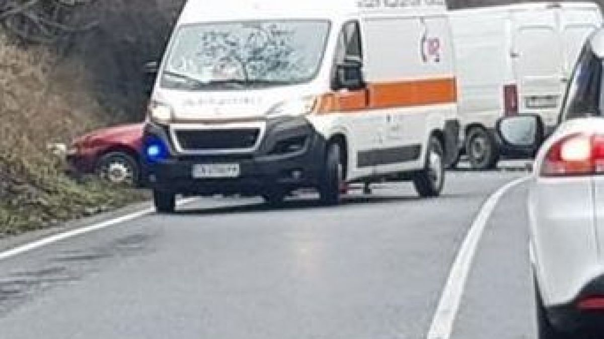 Зверско меле с цистерна и кола край Търново