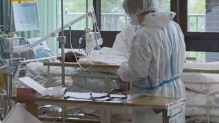 Сводка: Добрите тенденции в битката с COVID-19 у нас се запазват