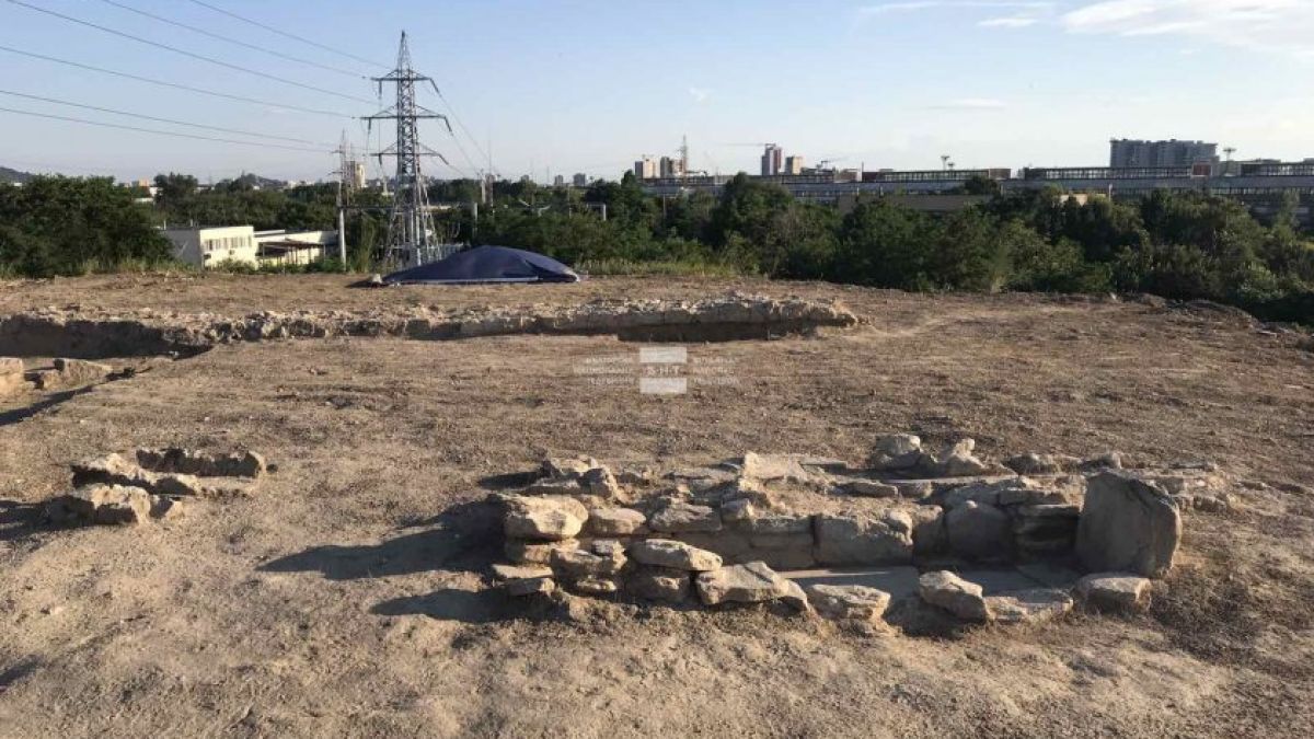 Археолози започнаха да разкопават и се натъкнаха на скандална гледка СНИМКИ