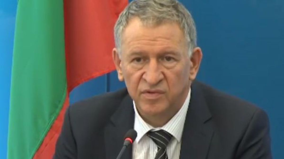 Министър Кацаров каза какво ще се случи у нас при нова К-19 вълна ВИДЕО