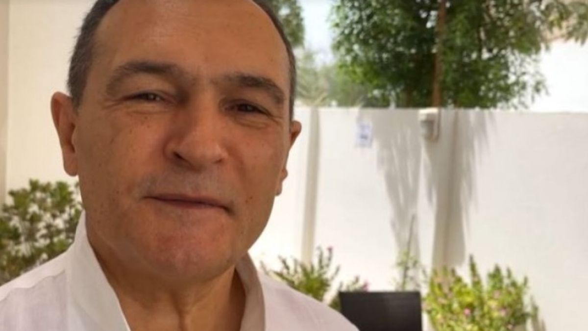 Васил Божков гласува в Дубай ВИДЕО