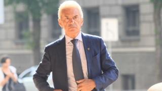 Волен Сидеров разкри как може да се манипулират машините за гласуване