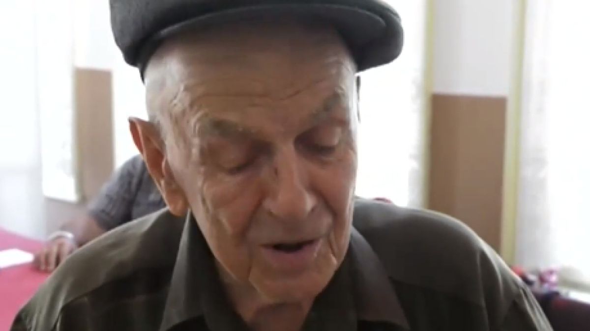100-г. дядо гласува, досега не е изпускал избори ВИДЕО
