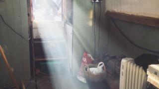 Двойка се спаси от ипотеката с помощта на малка лодка, която по нищо не отстъпва на богаташките къщи СНИМКИ