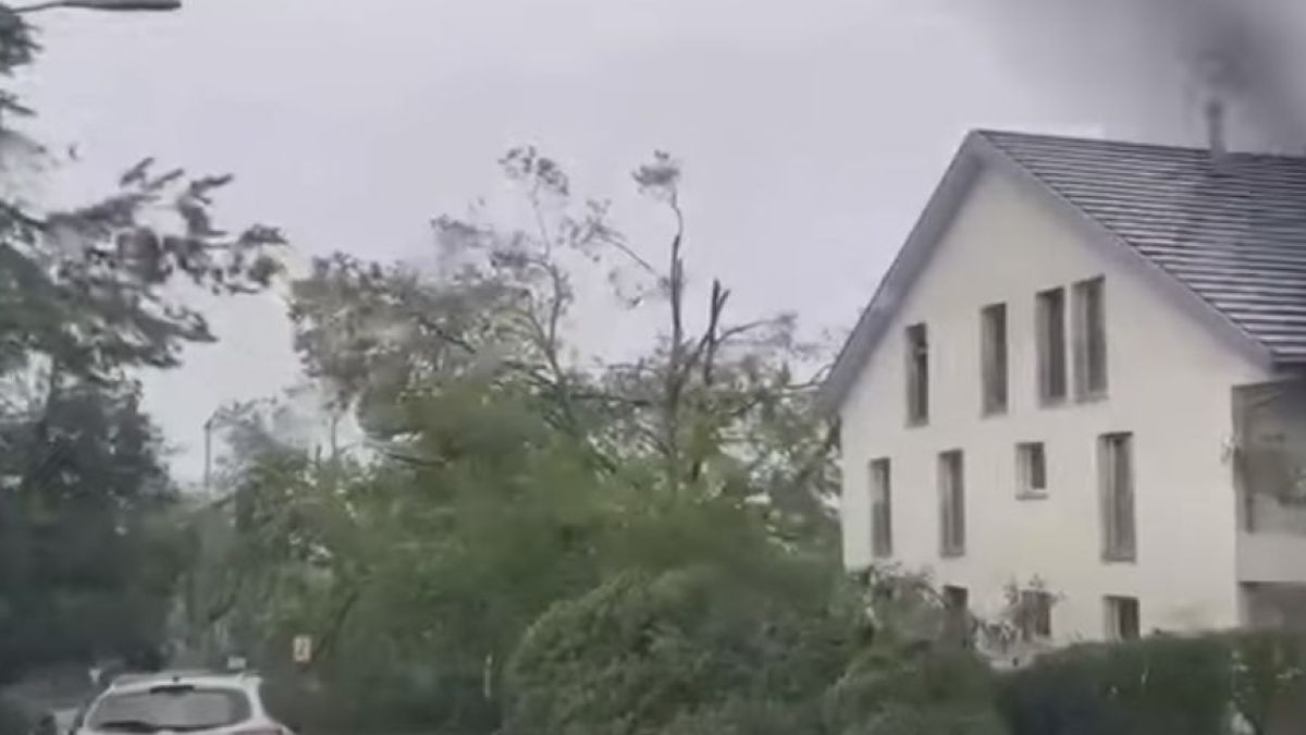 Апокалипсис в Цюрих! Швейцария не помни такова нещо ВИДЕО