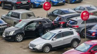 Експерт посочи марките автомобили, които най-много губят от цената си с времето