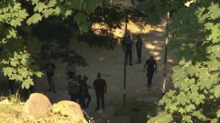 Очевидец на зверството в София: Лице от ромски произход убива с огромен камък жена ПЪРВА СНИМКА