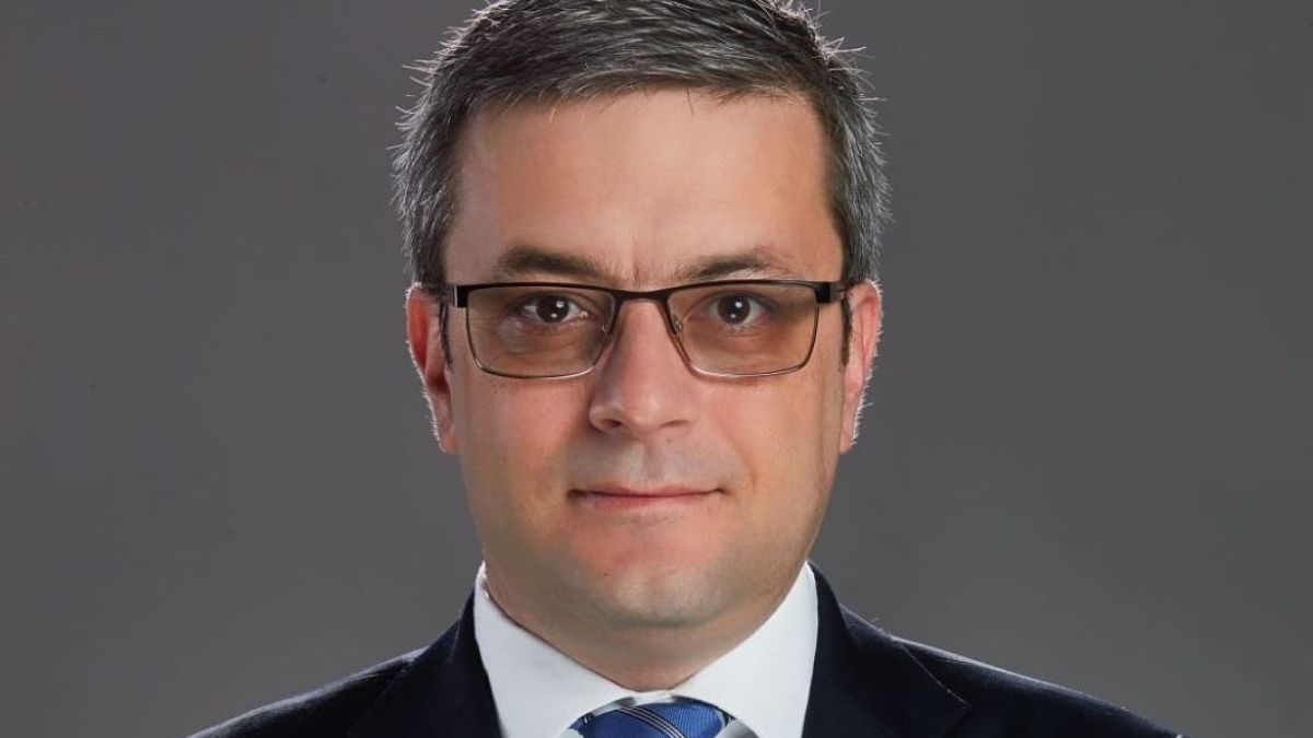 Тома Биков очерта мрачното бъдеще пред Христо Иванов: Ще се моли за подкрепа на БСП, а Трифонов...