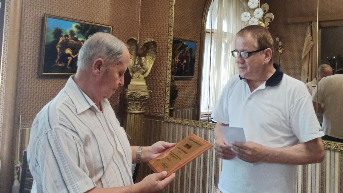 Драматичното общуване между двама поети и какво реши Съдбата