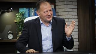 Караянчева: ИТН се държат като шоумени, но е крайно време да... 