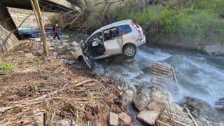 Кола цопна в река Лом, а шофьорът се оказа неслучаен човек
