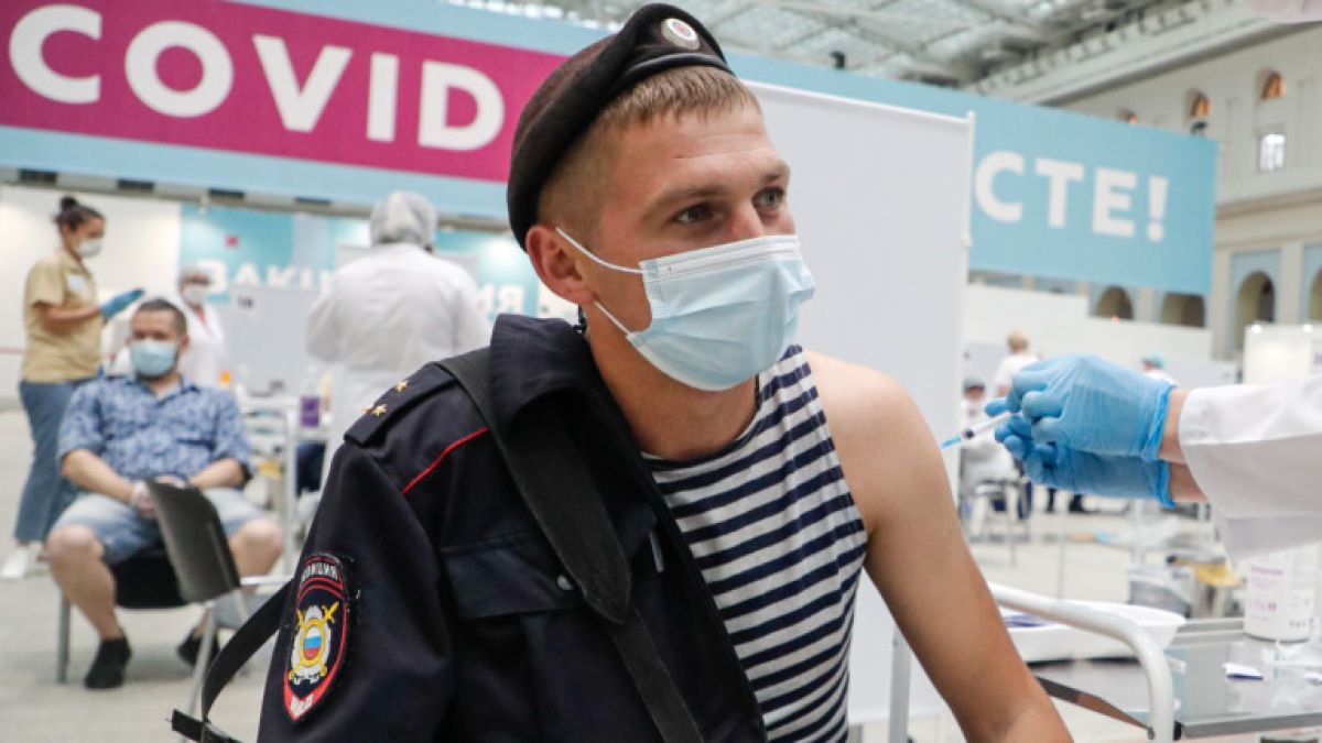 Covid вариант Гама, който покосява Бразилия, вече е в Русия