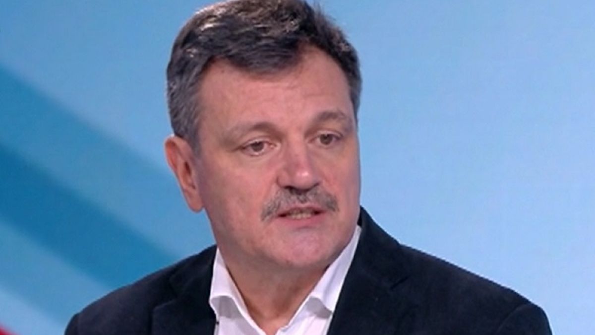 Д-р Симидчиев гневно: Това е грях, ще пламнем, а преболедувалите К-19 и тези с първа доза...