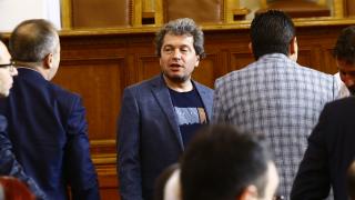 Тошко Йорданов плаши с инсулти ваксинираните срещу К-19, заканва се на Кацаров!