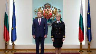 Руската посланичка за Радев: Той е интелигентен и красив, харесва ми