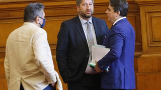Юрист, работил при Радев срази ДБ