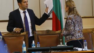 Кирил Петков пак се захвана с язовирите