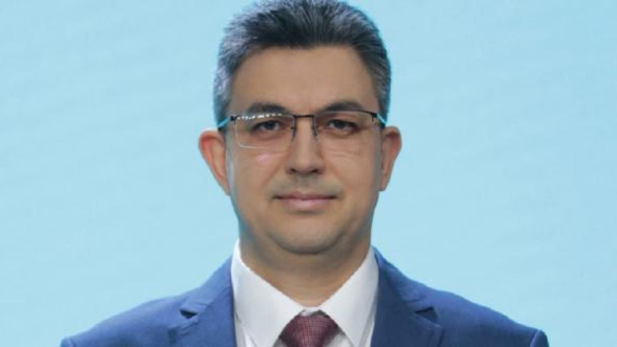 Вижте дисертацията на Пламен Николов ВИДЕО 