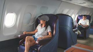 Стюард разкри защо никога не трябва да носите къси панталони в самолета СНИМКА