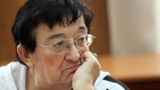 Мика Зайкова насмете Асен Василев и отсече: В момента би било много лошо да...