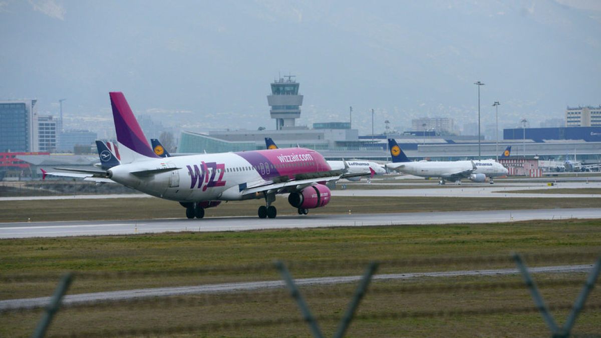 Първо в БЛИЦ! Голям кошмар с полет на Wizz Air от летище София