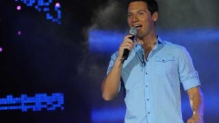 Орлин Павлов моли за спешна помощ, търси кръв 