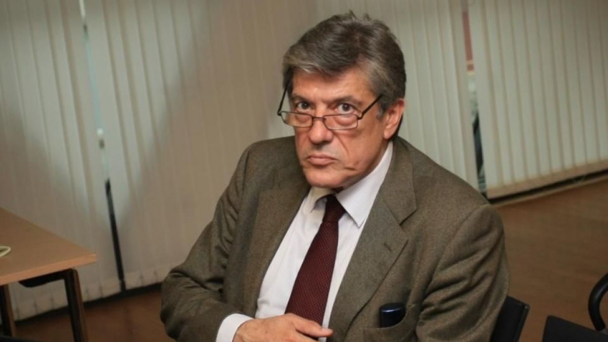 Политологът Гълъбов изненада с прогноза за новия кабинет и страховете на Радев