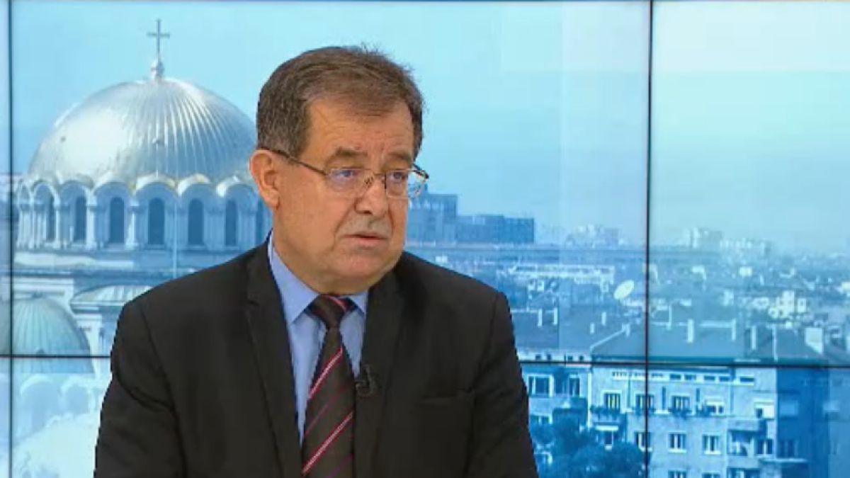 Земеделският министър: За две седмици ще забраним дейностите в пасища и ливади