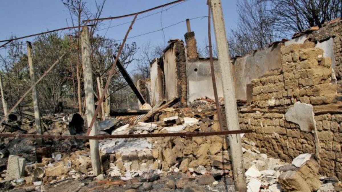 Ужасът е безкраен! Ето какво остана от Старосел след огнената стихия СНИМКИ