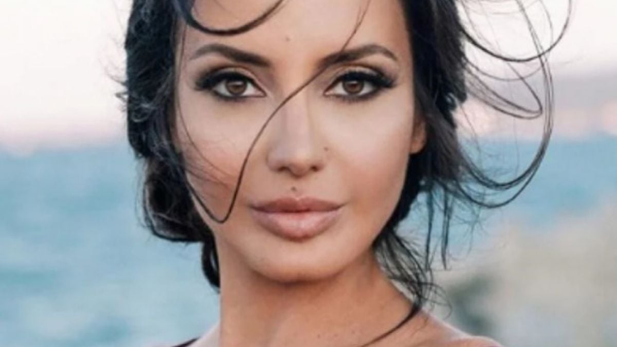 Наталия Гуркова показа безкрайни крака и... СНИМКА 18+