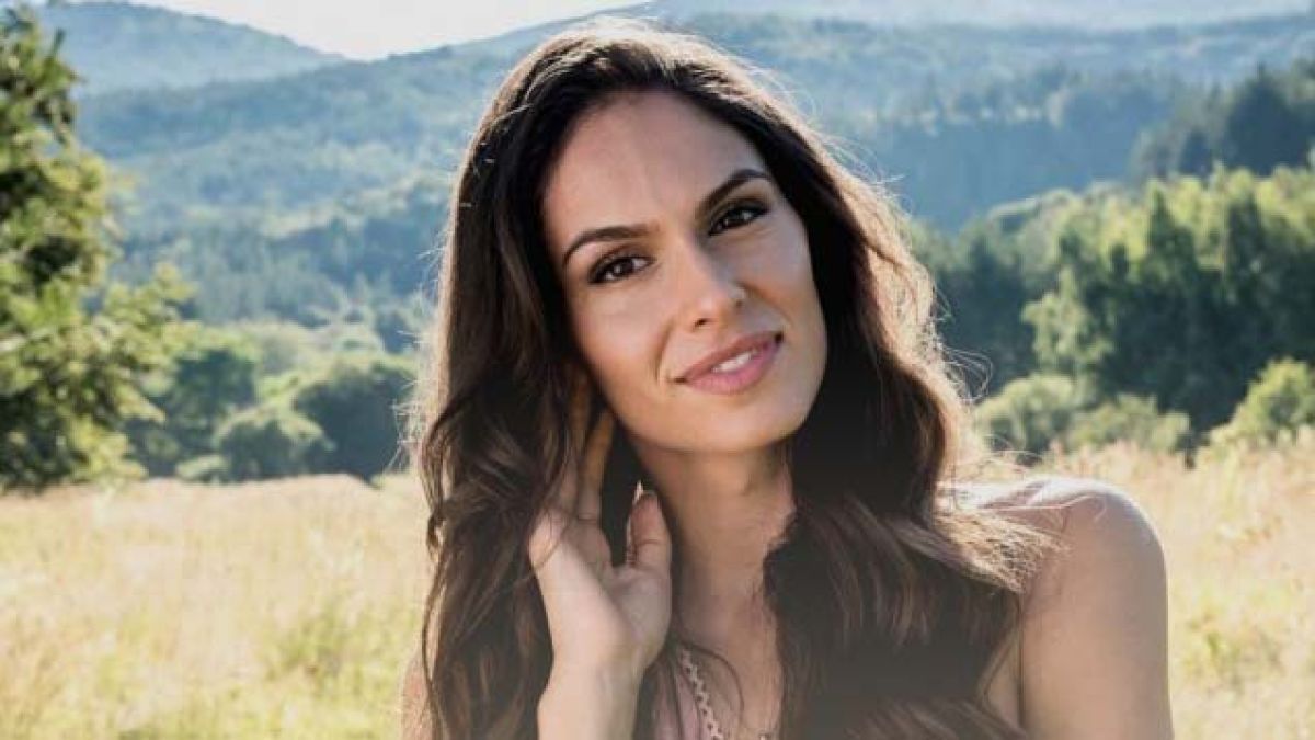 Даяна Ханджиева се върна във "Фермата", за да се... СНИМКА