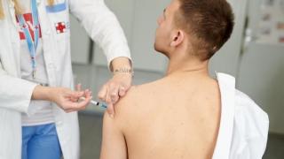 МЗ със спешни новини за К-19 ваксините и страничните ефекти